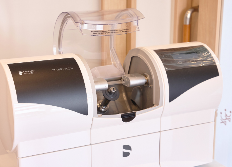 セレック治療｜うめおか歯科